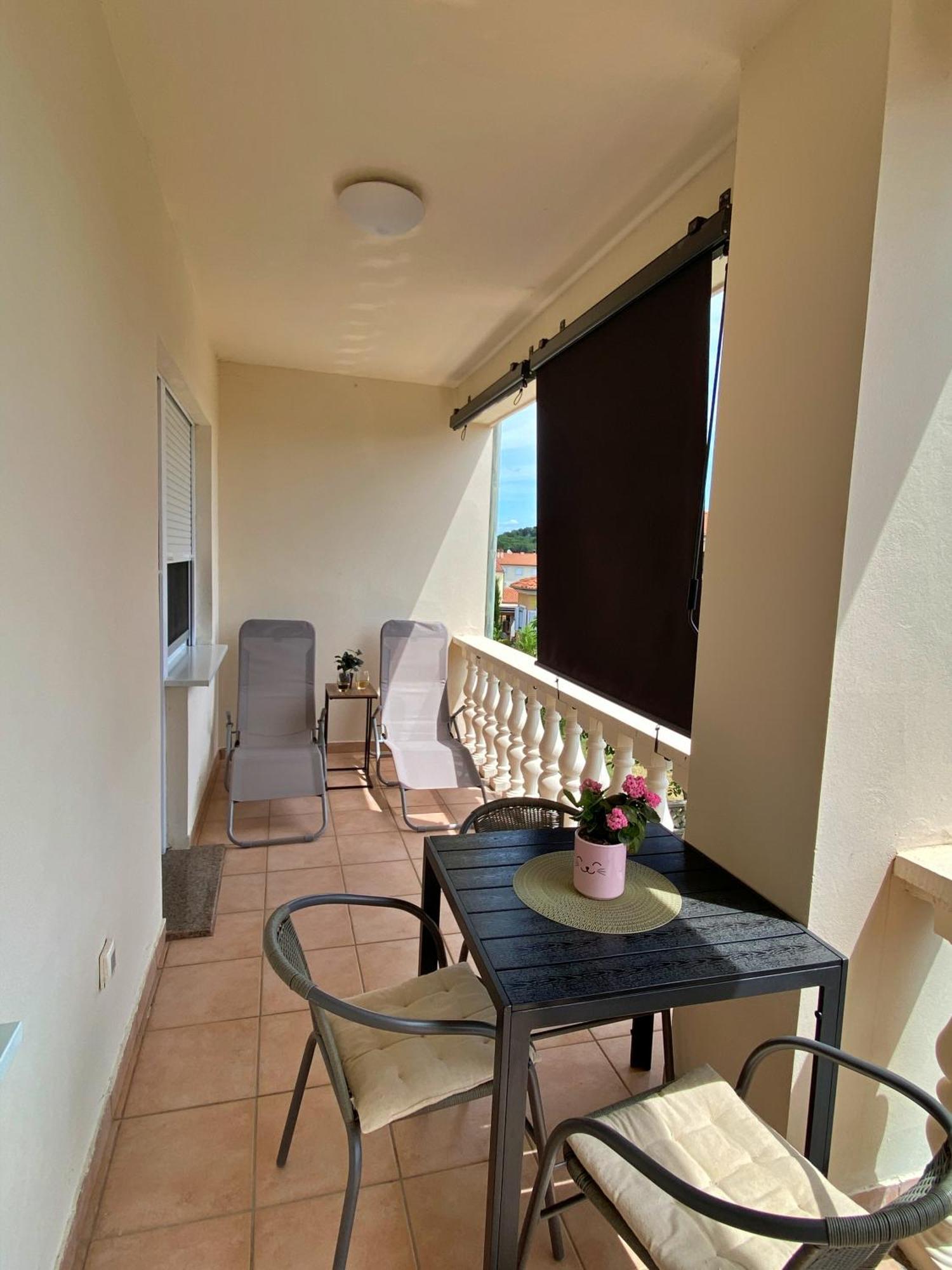 Apartments Jozephine Pula Exterior photo